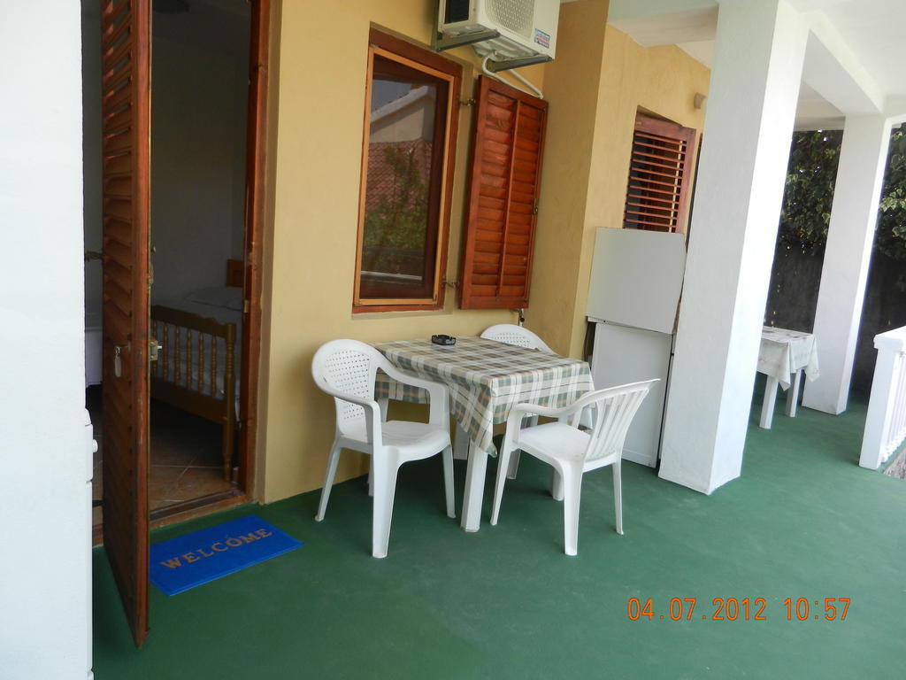 Apartments Sino More Тиват Экстерьер фото